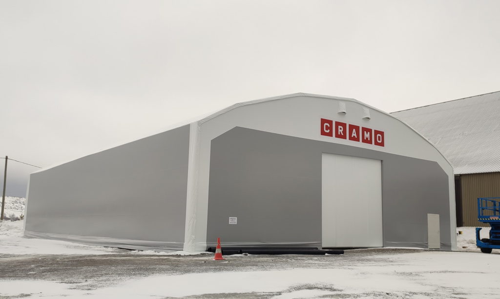 Finest-Hall Factory OÜ toodetud ja paigaldatud PVC hall mõõtudega 20x30,25m, kõrgusega 5,6m Cramo Finland OY-le.