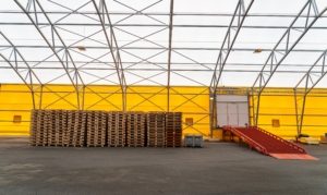 Finest-Hall Factory OÜ toodetud ja paigaldatud päikesepaneelidega PVC hall mõõtudega 35x40 m, kõrgusega 5 m Eesti Kalatootjate Keskühistule.