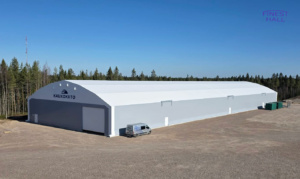 Finest-Hall Factory OÜ toodetud ja paigaldatud PVC hall mõõtudega 30x104m, kõrgusega 5,6 meetrit Lempäälän kunta-le.